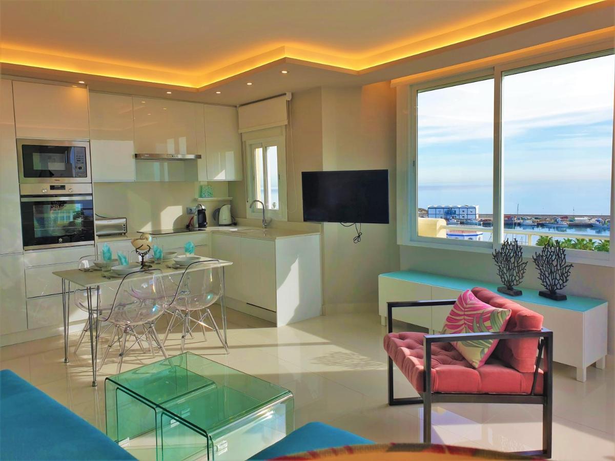 Fabulous Apartment In Front Of Sea & Marina With Incredible Views Εστεπόνα Εξωτερικό φωτογραφία