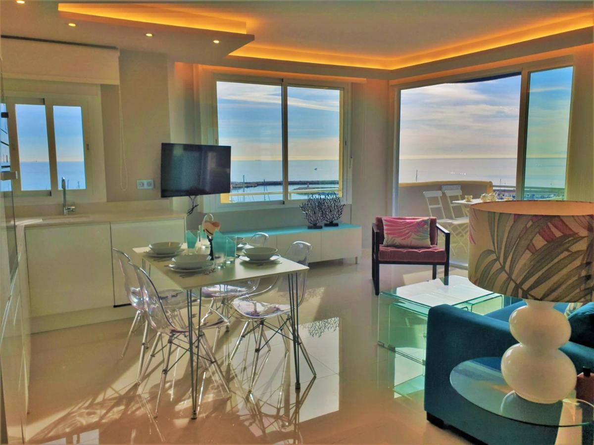 Fabulous Apartment In Front Of Sea & Marina With Incredible Views Εστεπόνα Εξωτερικό φωτογραφία